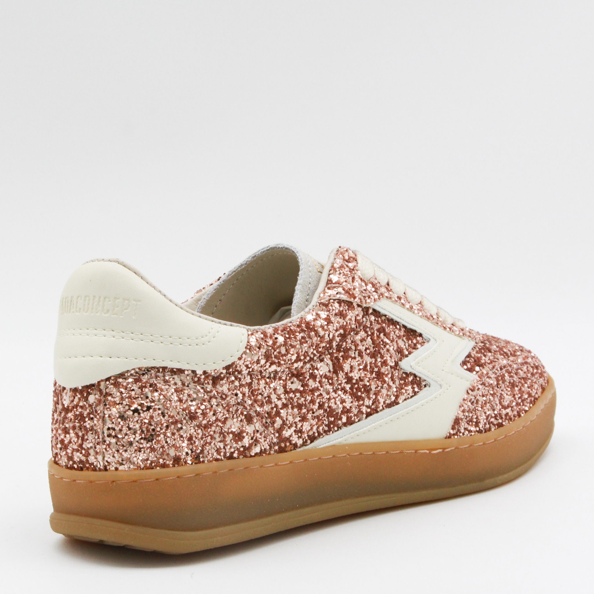 [MOACONCEPT] Sneakers SS26 MG702CO1