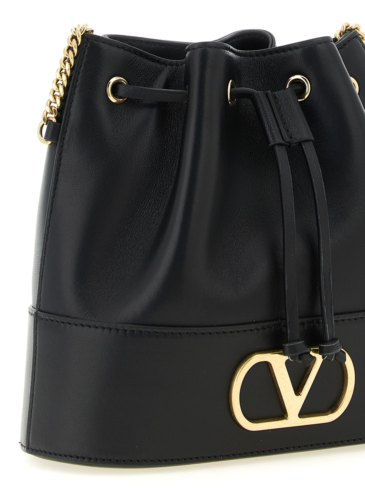 [Valentino Garavani] Cross body bag FW26 W2P0T83AWD0NO