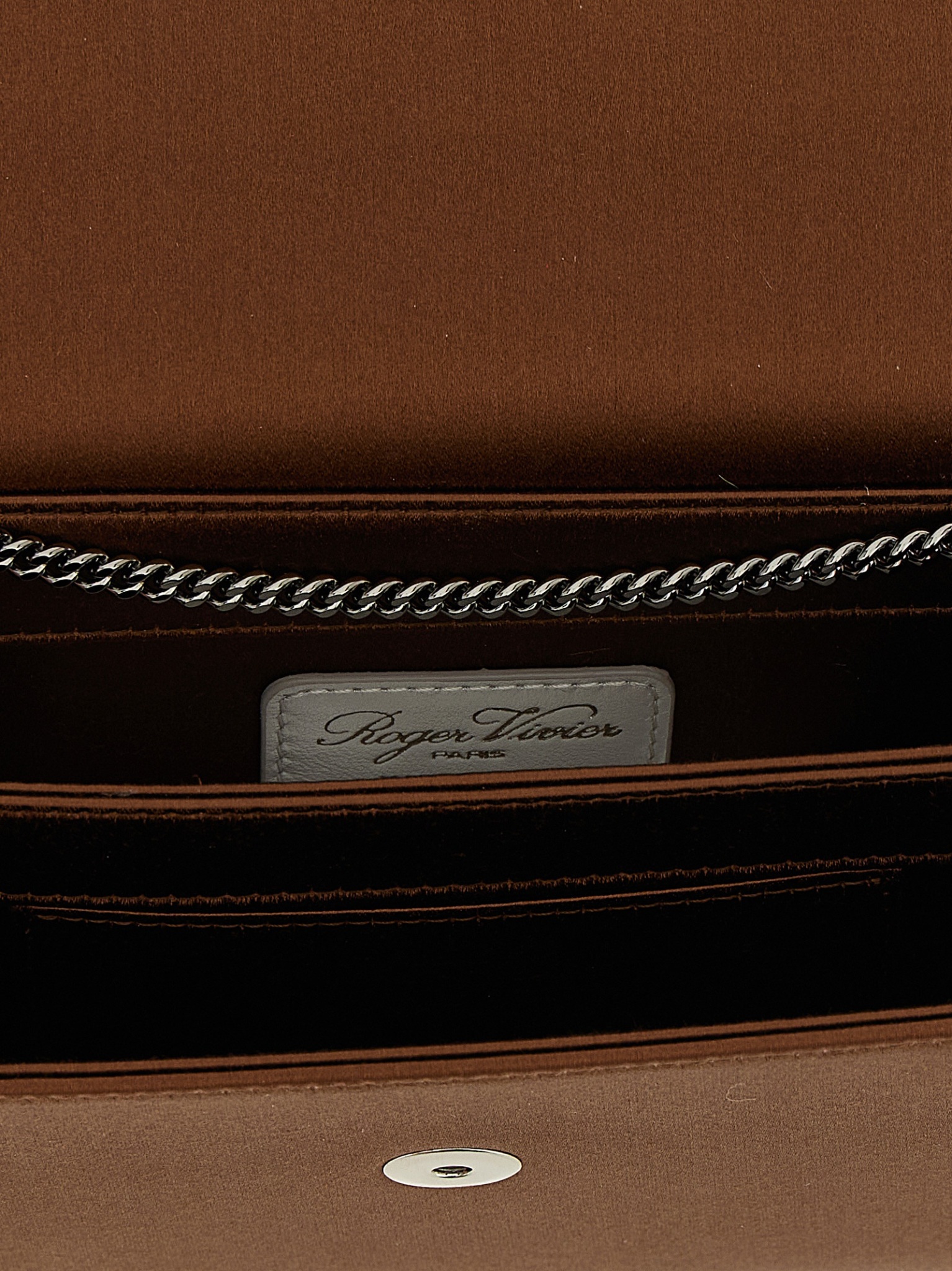 [Roger Vivier] Clutch bag FW26 RBWAMFD0209RS0S801