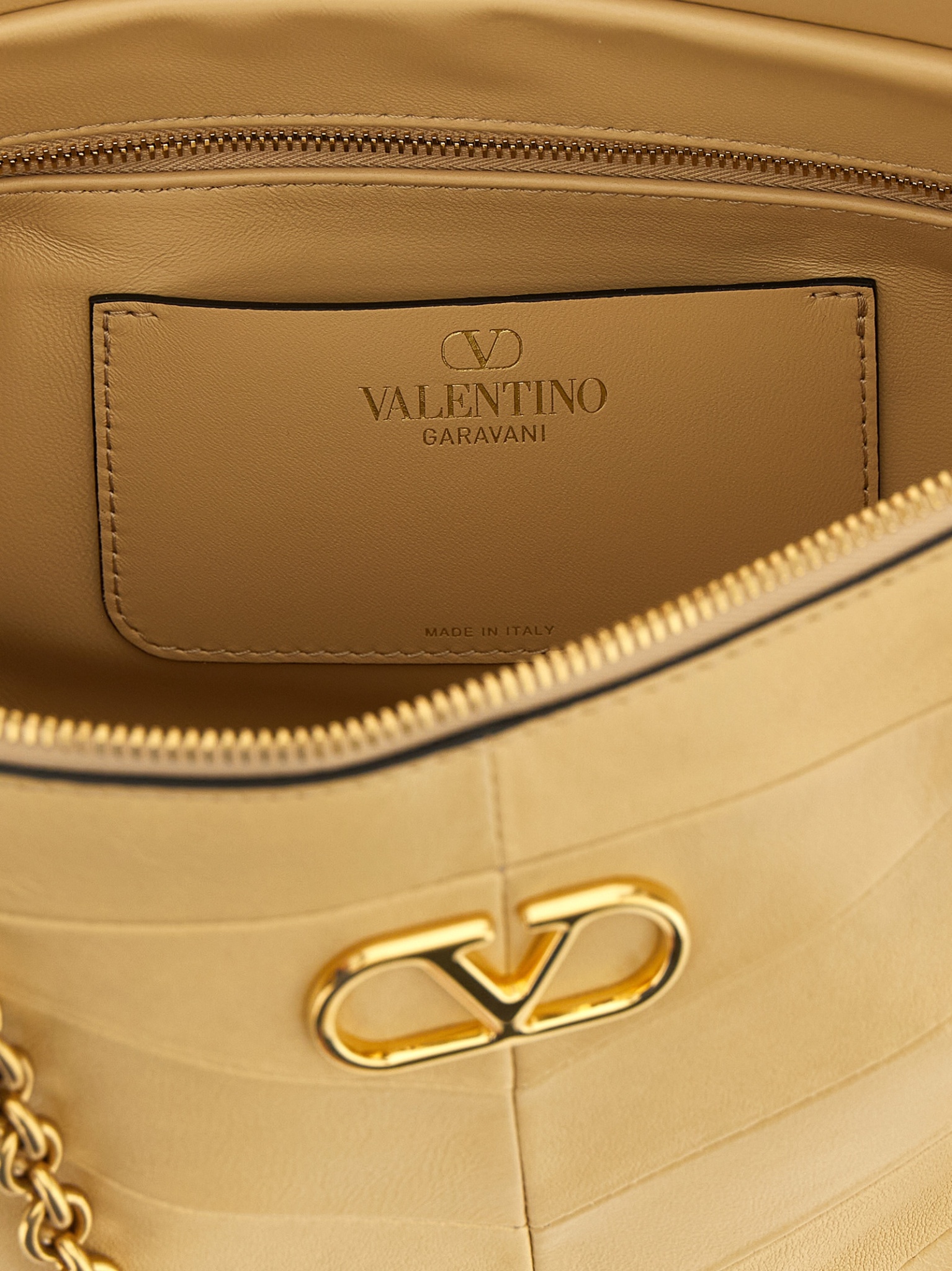 [Valentino Garavani] Shoulder bag FW26 W2B0S70UYFDN3