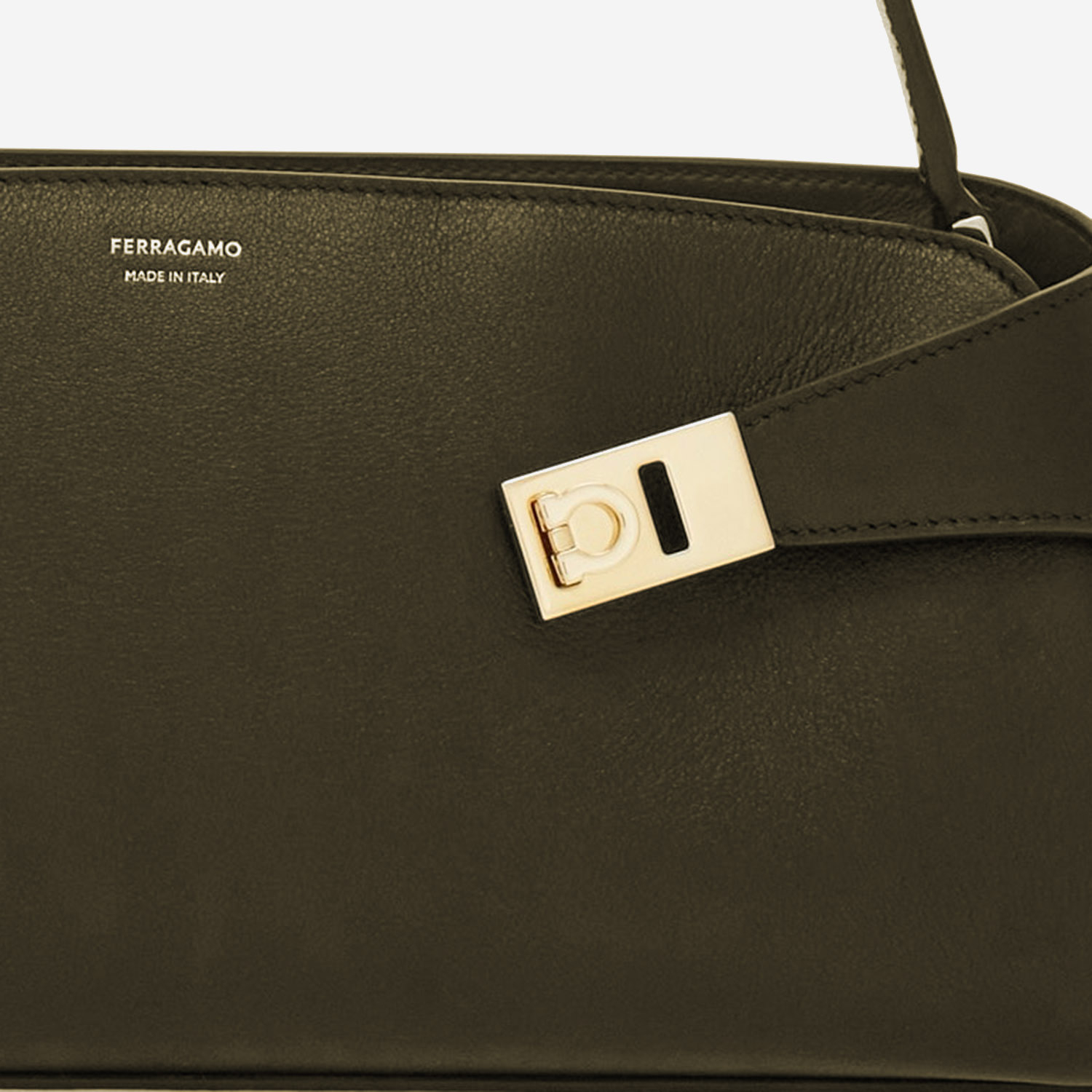 [Salvatore Ferragamo] Shoulder bag FW26 21A712004