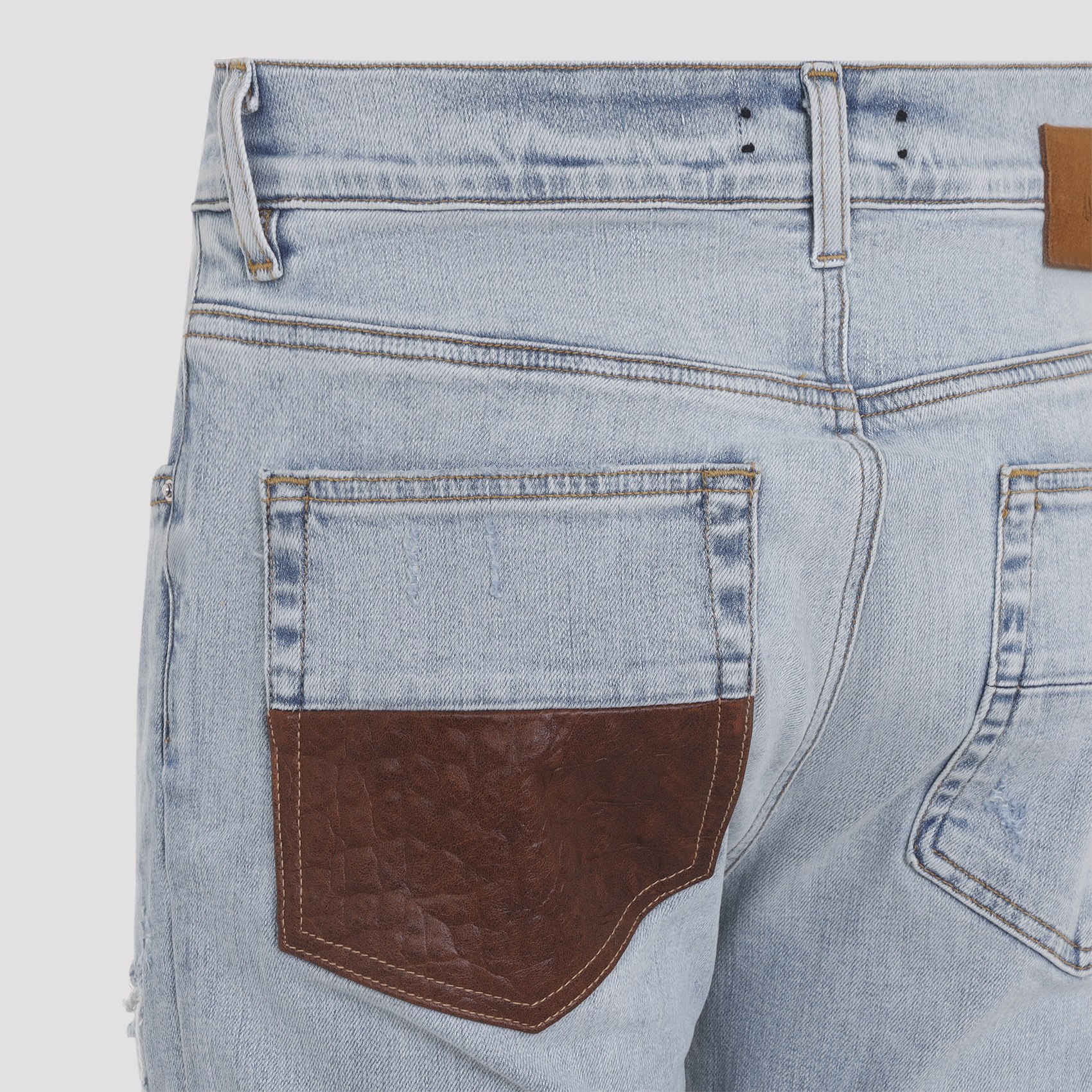 [Amiri] Jeans SS26 AMBMJE1057