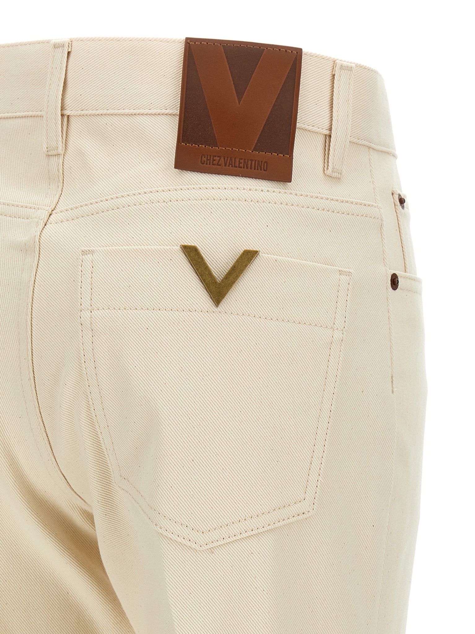[Valentino Garavani] Jeans SS26 B3DD21V9Y5A03