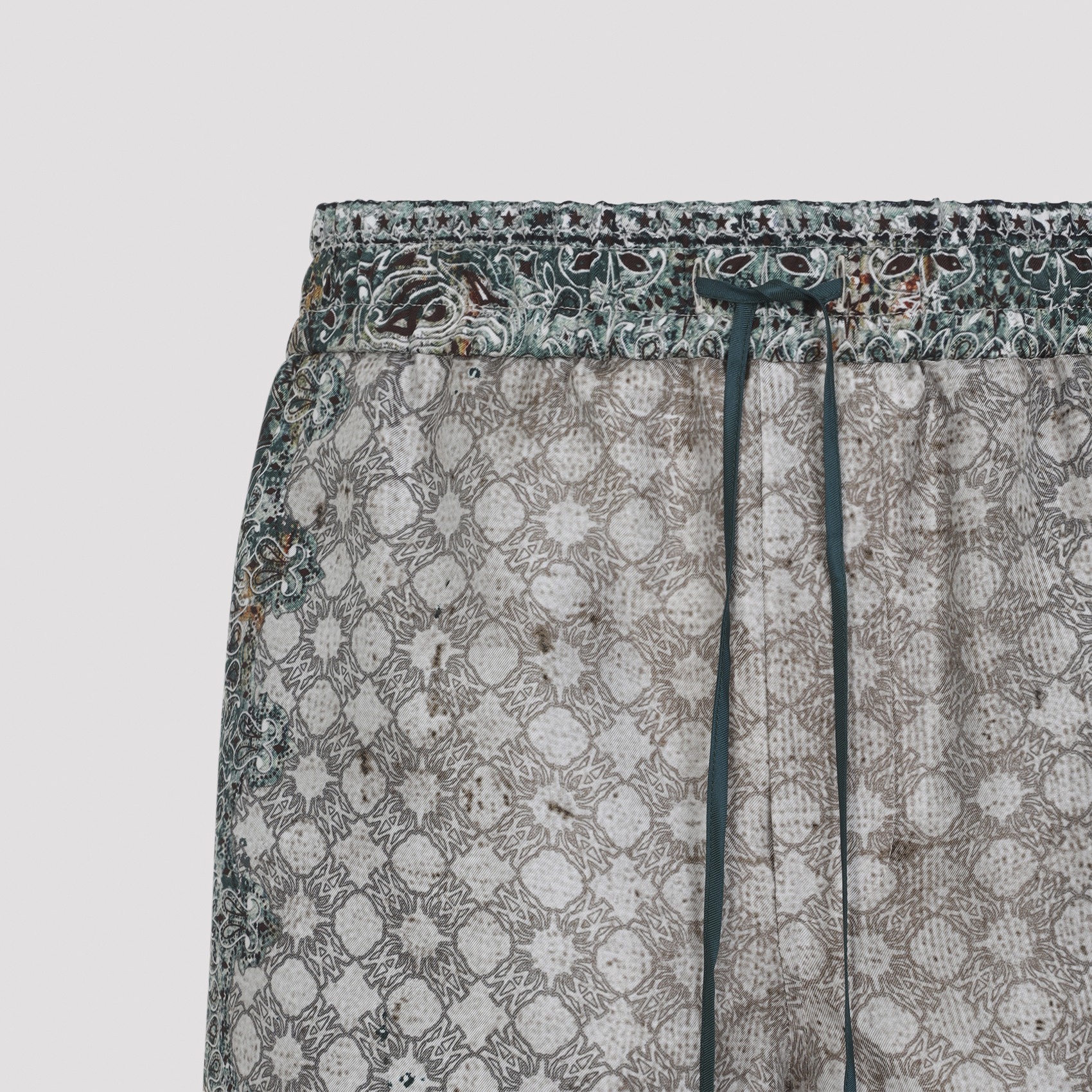 [Amiri] Shorts SS26 AMBMSO1036