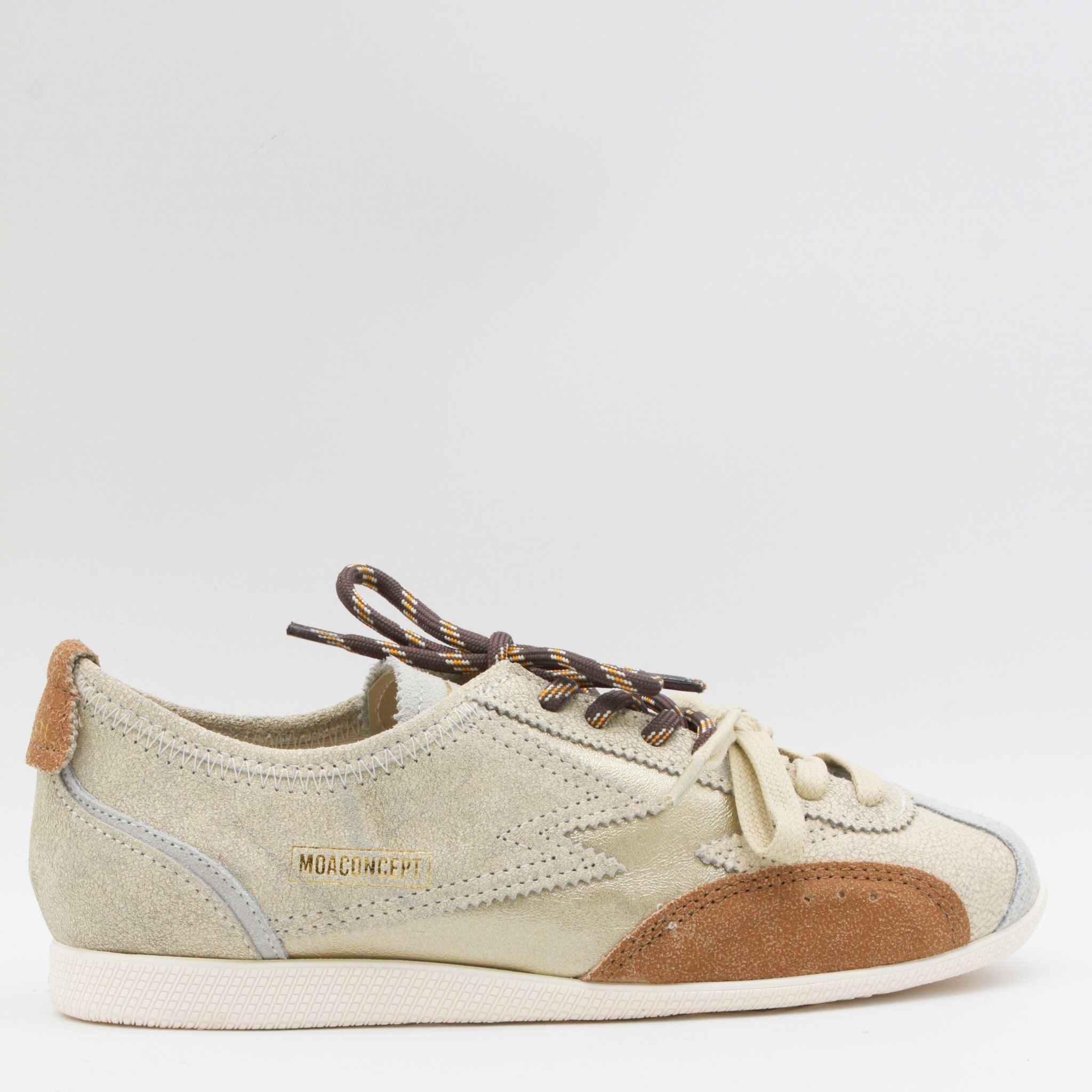 [MOACONCEPT] Sneakers SS26 IK299