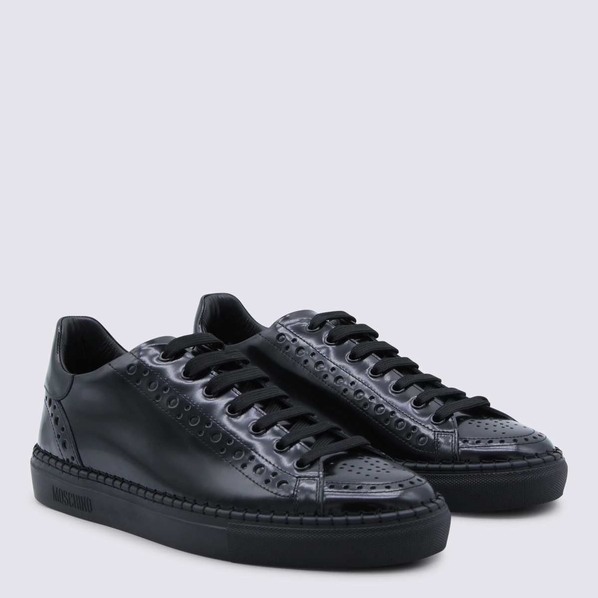 [Moschino] Sneakers SS26 MB15312G0OGB0000