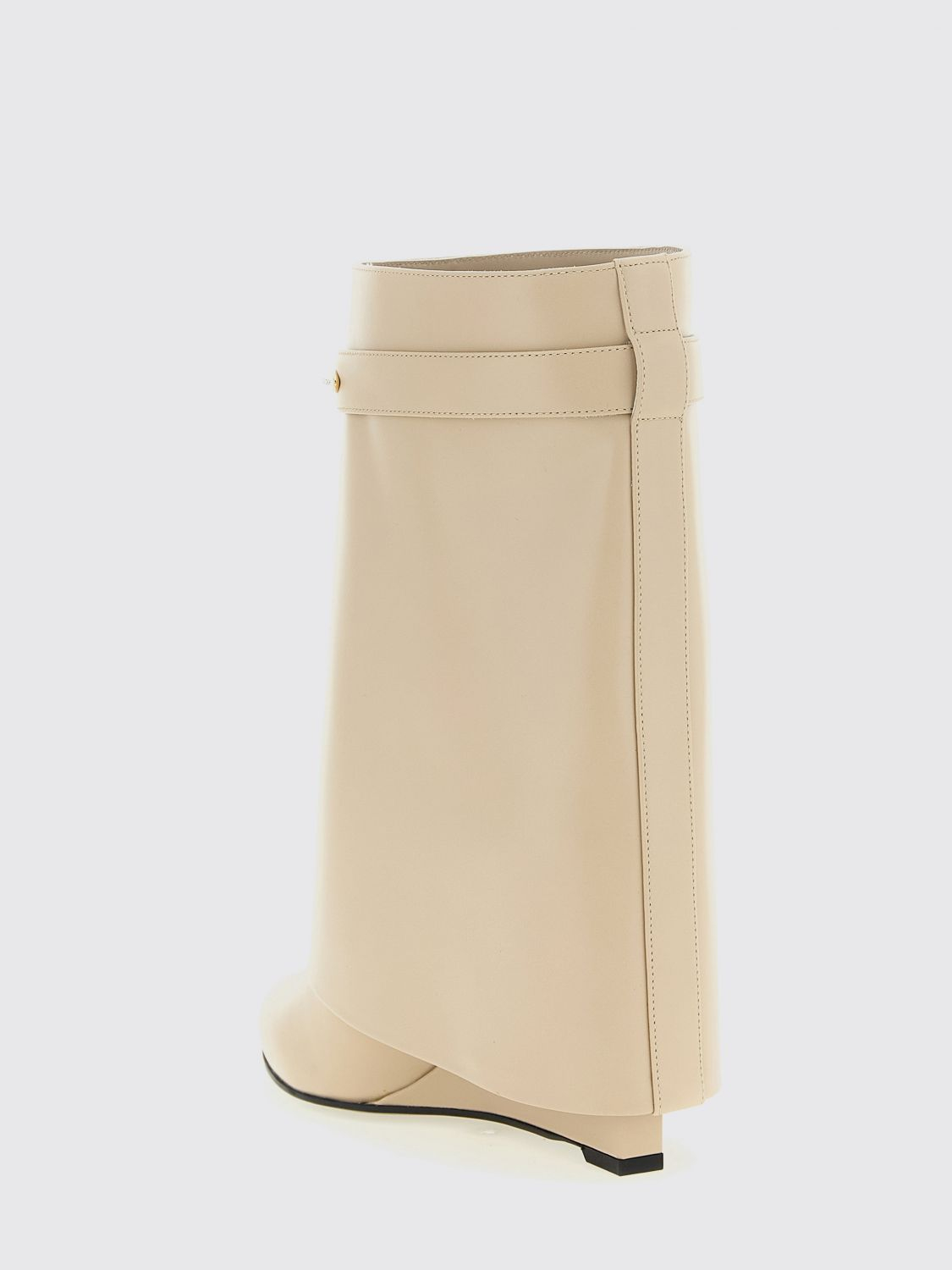 [Givenchy] Boots SS26 BE605LE1J7 250