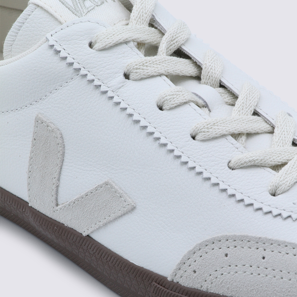 [Veja] Sneakers SS26 VO2021383B