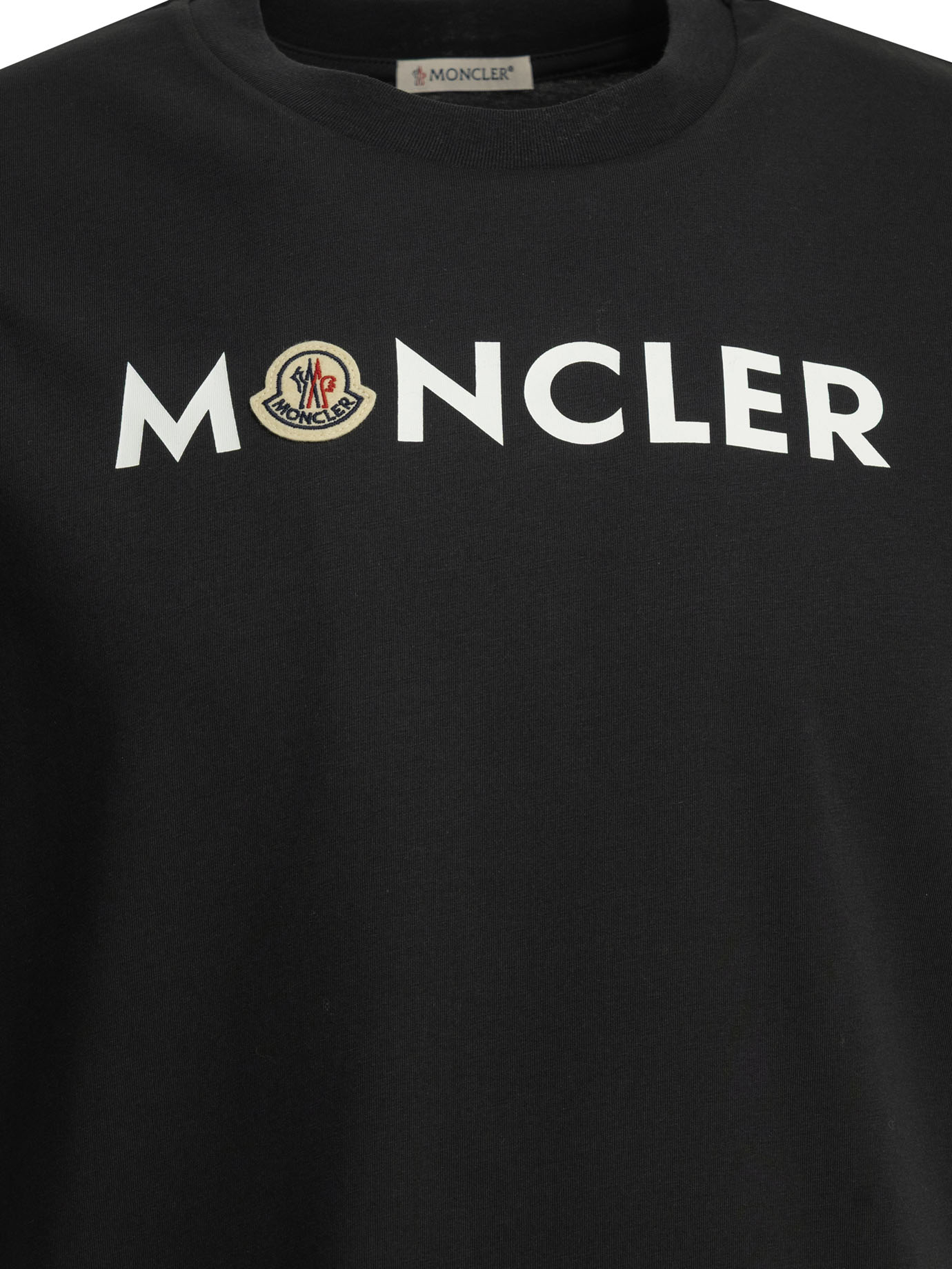 [Moncler] T-shirts Short Sleeve FW26 8C00051-89B8Q778