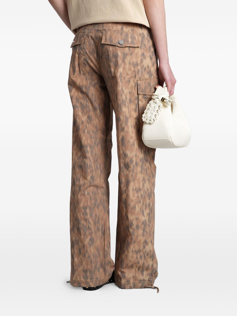 [GANNI] Trousers SS26 A1080155 ZZT