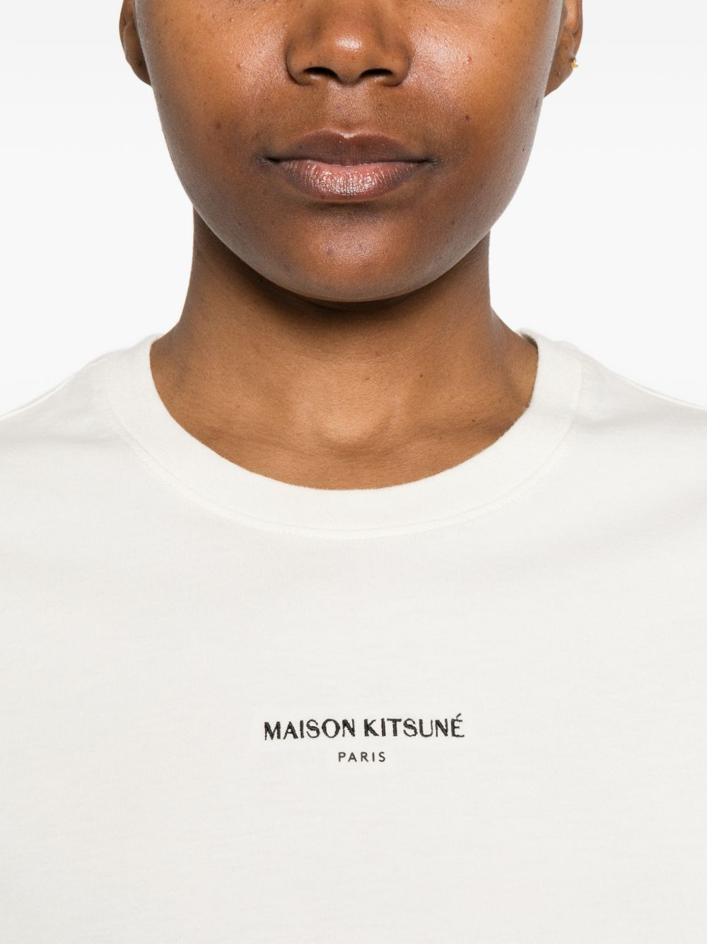 [MAISON KITSUNE] T-shirts Short Sleeve SS26 QW00100KJ7026 0063