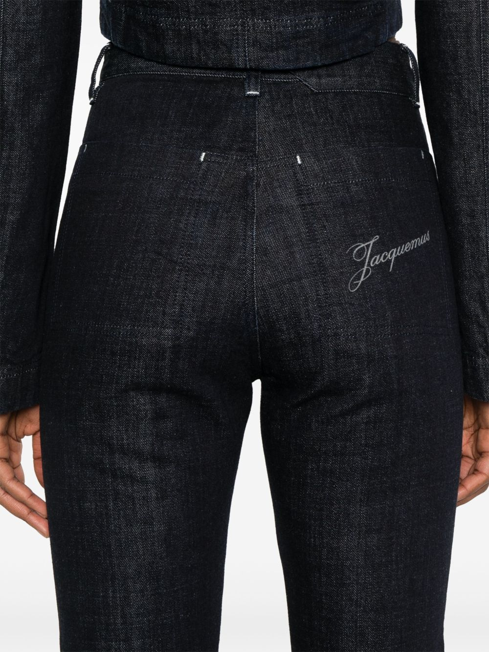 [JACQUEMUS] Trousers SS26 251DE073 1782 390