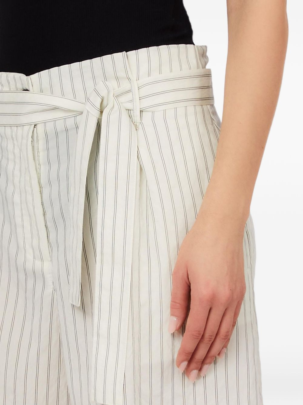 [Liu Jo] Shorts SS26 WA6293 T437A B3145