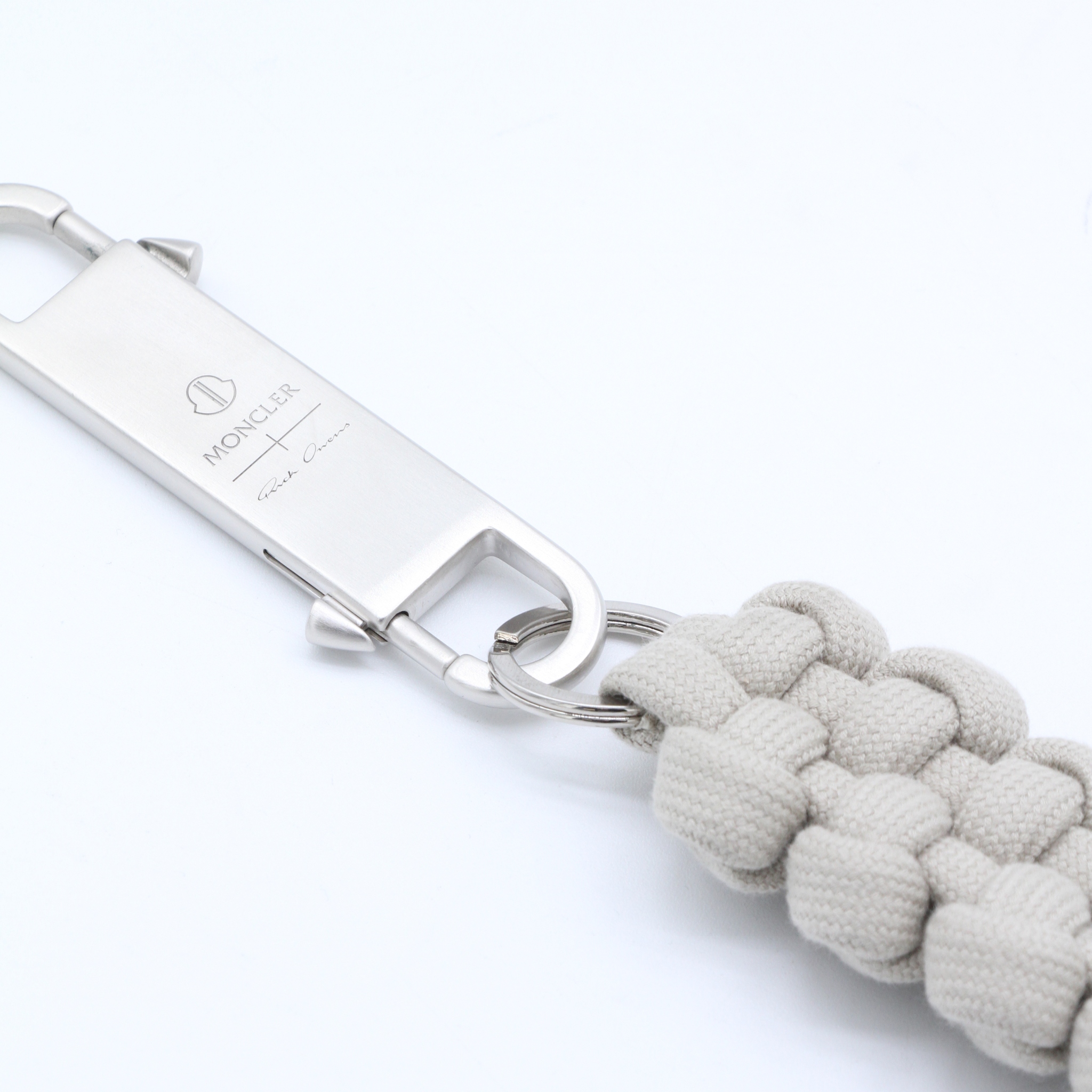 [Moncler X Rick Owens] Keyring SS26 MU01F6H02M8333200