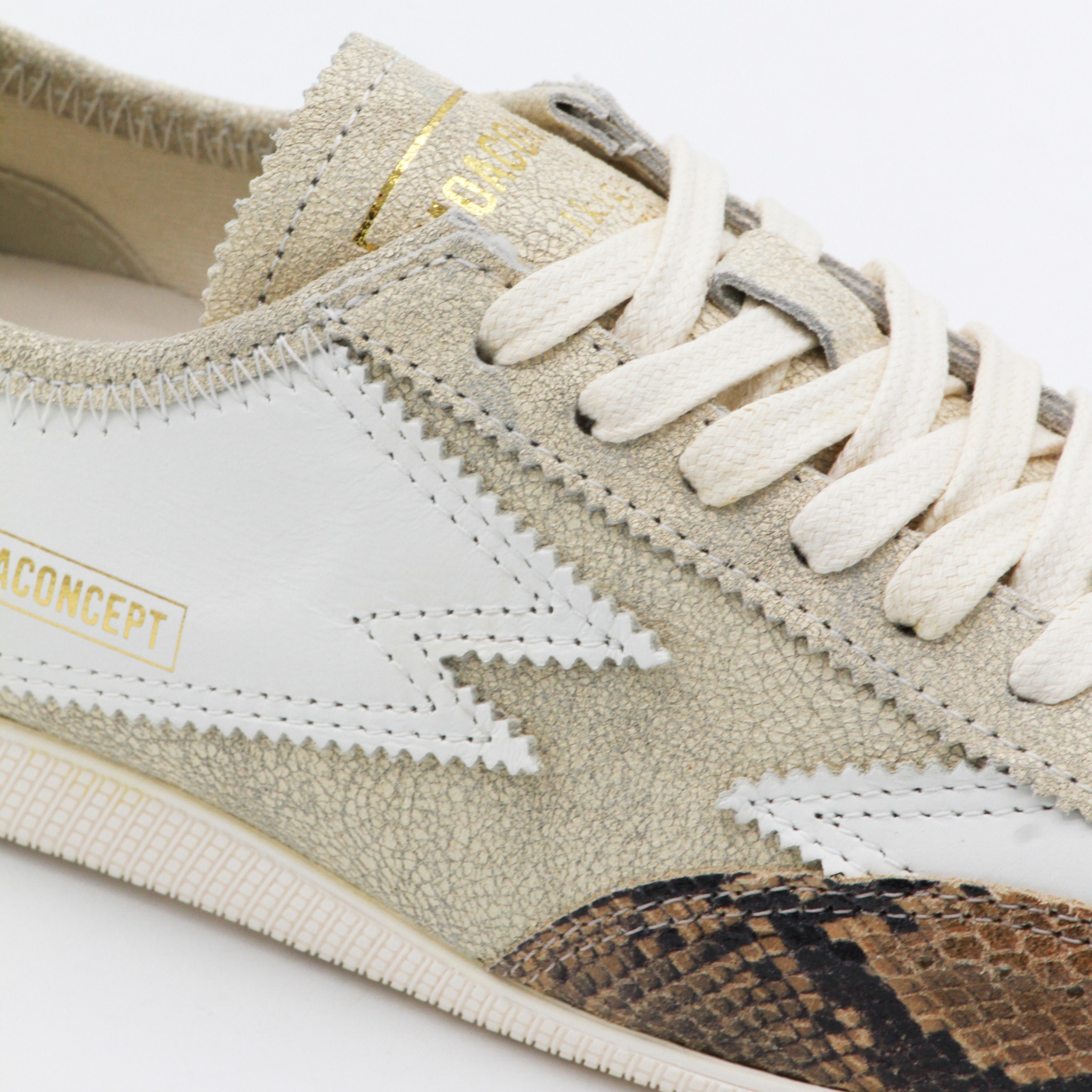 [MOACONCEPT] Sneakers SS26 IK298