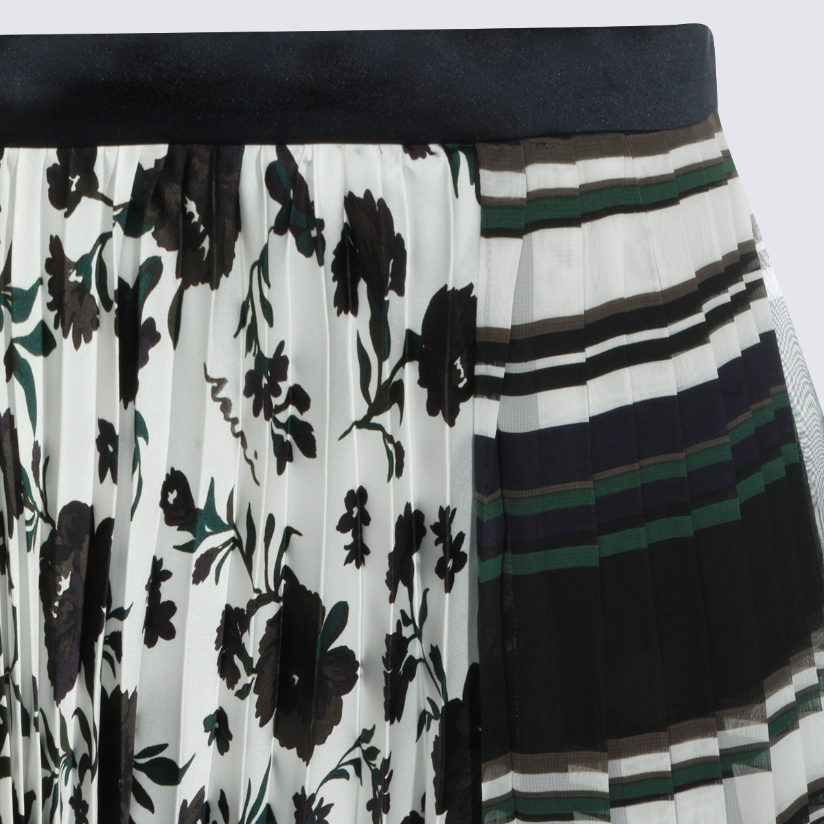 [Sacai] Midi skirt SS26 2608531120
