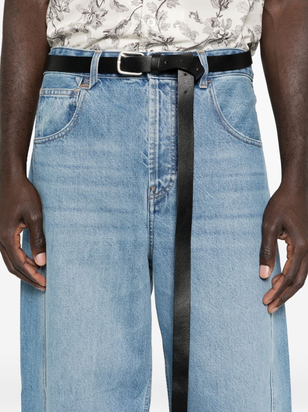 [JACQUEMUS] Jeans SS26 PAM00053AD00038 33C