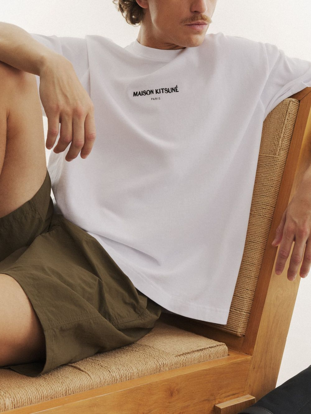 [MAISON KITSUNE] T-shirts Short Sleeve SS26 QM00100KJ7025 0063