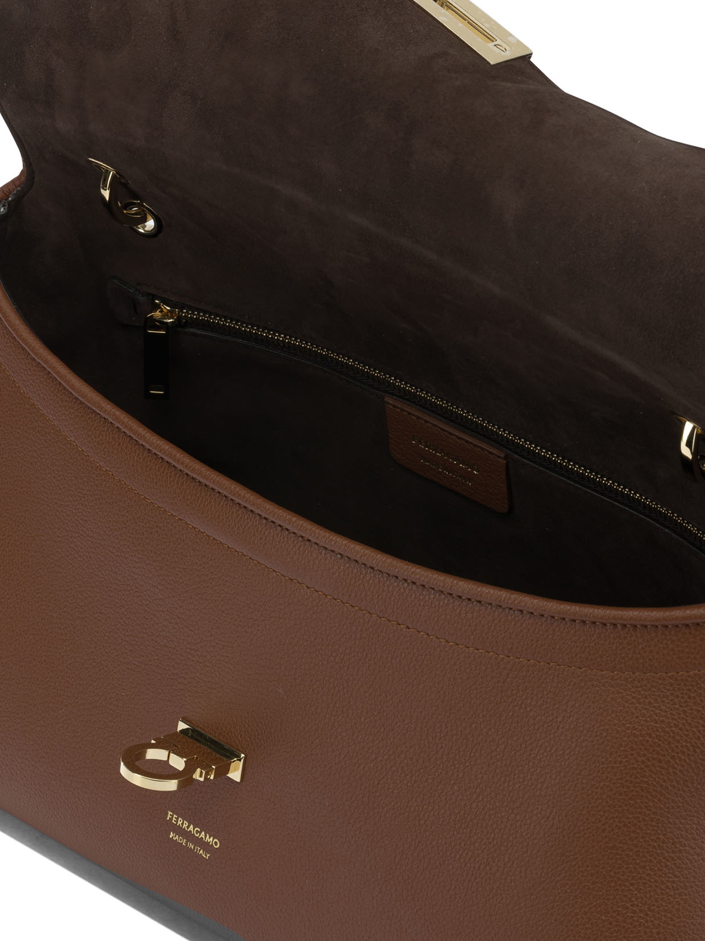 [Ferragamo] Shoulder bag FW26 0796520