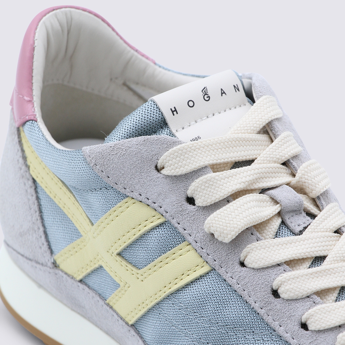 [Hogan] Sneakers SS26 HXW6990GA20V0O0FEB