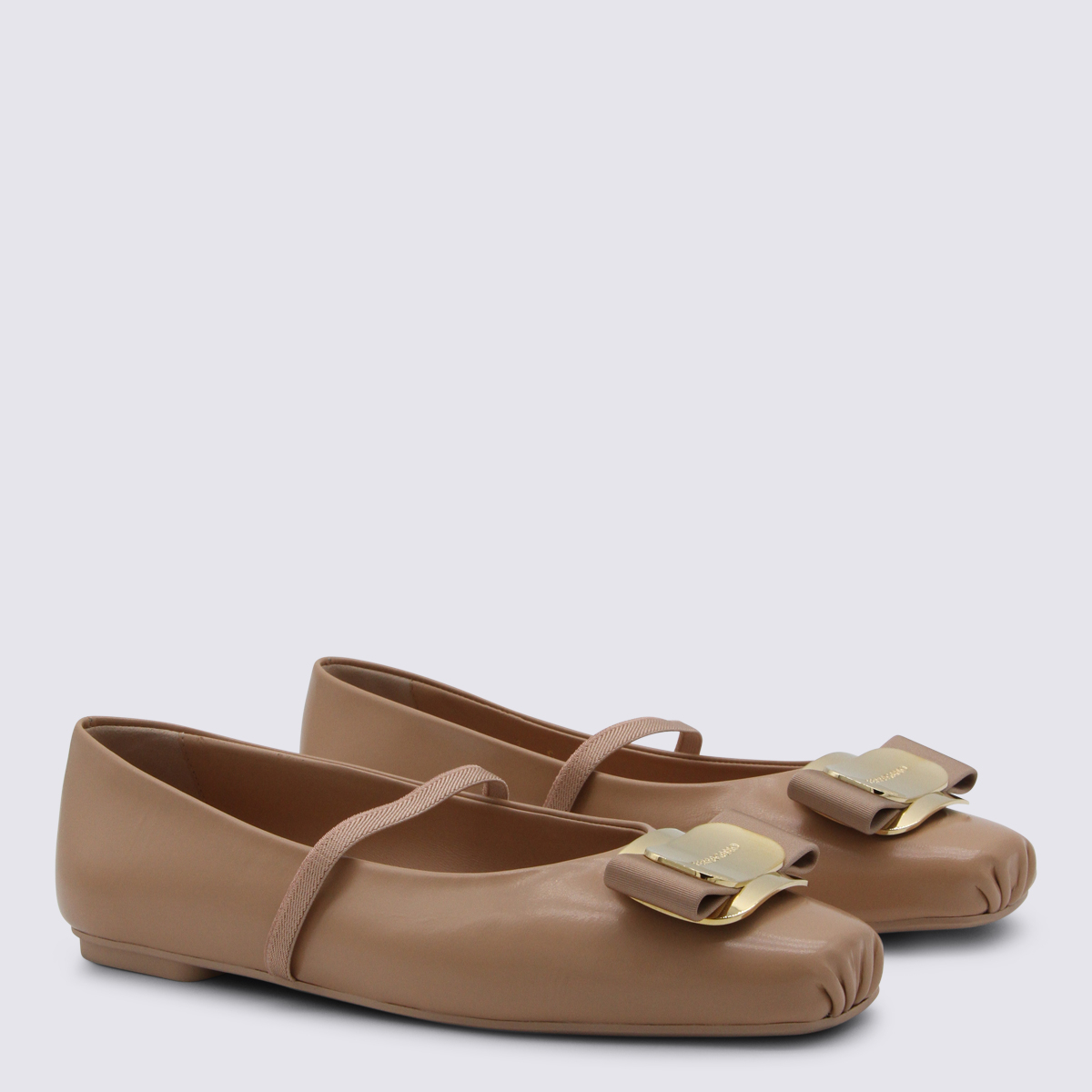 [Salvatore Ferragamo] Flat shoes SS26 78521001H345016