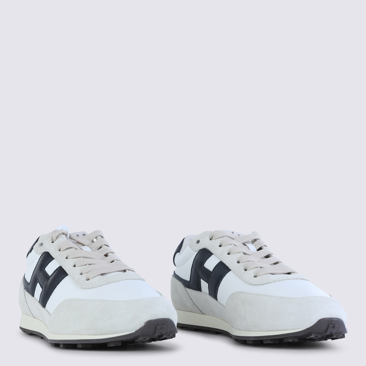 [Hogan] Sneakers SS26 HXM6990GA00UWR891M