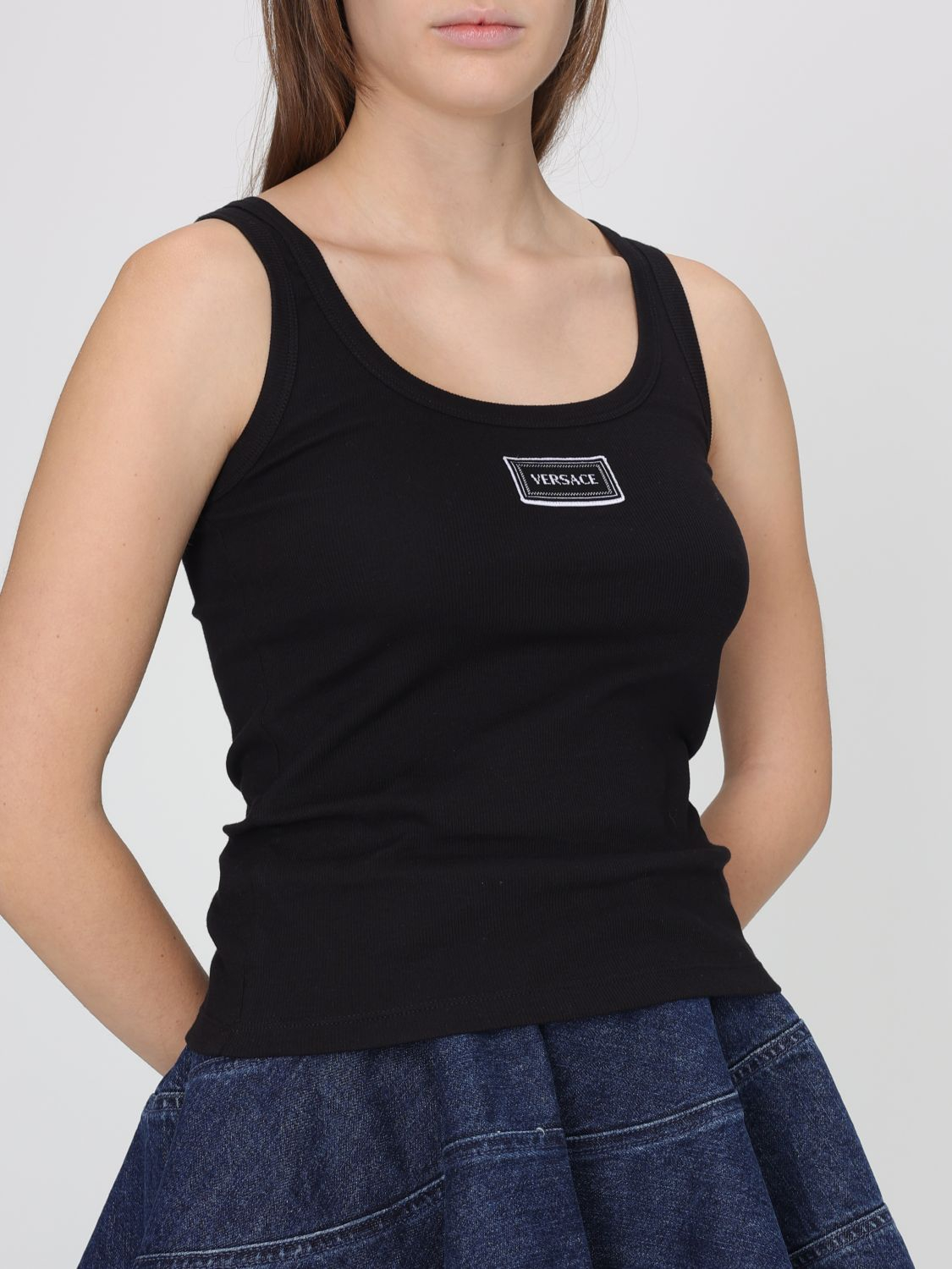 [Versace] T-shirts Sleeveless SS26 10232101A17222 1B000