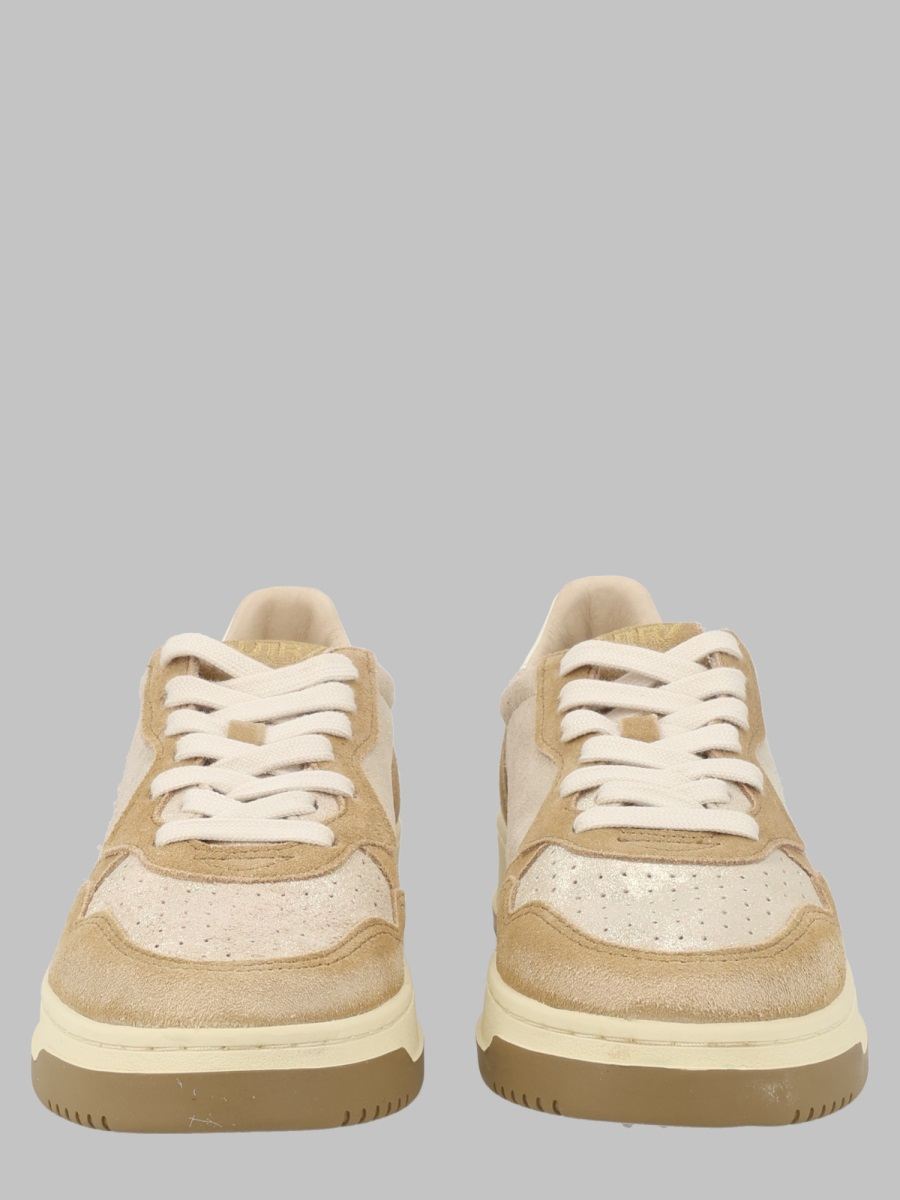 [AUTRY] Sneakers FW26 AULW_YB01
