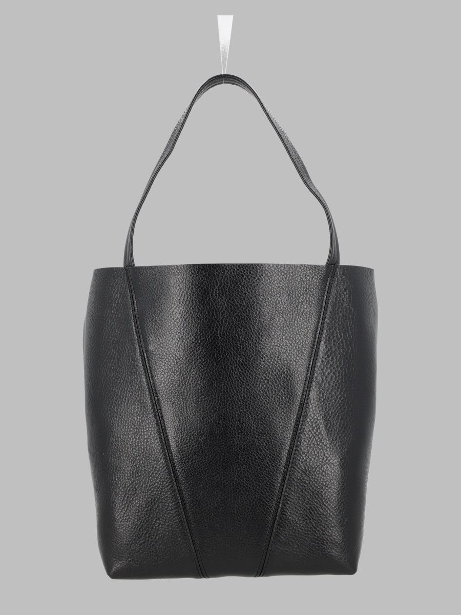 [Chloe] Tote bag FW26 C25SS811N84_001