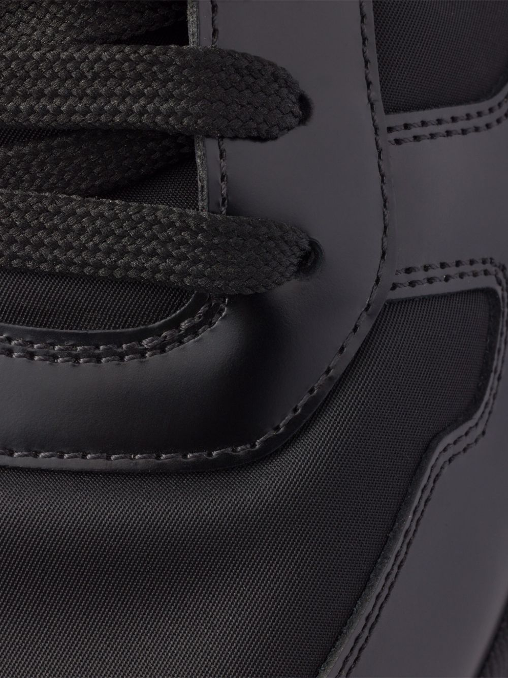 [Prada] Sneakers FW26 2EE4433LF5F0002