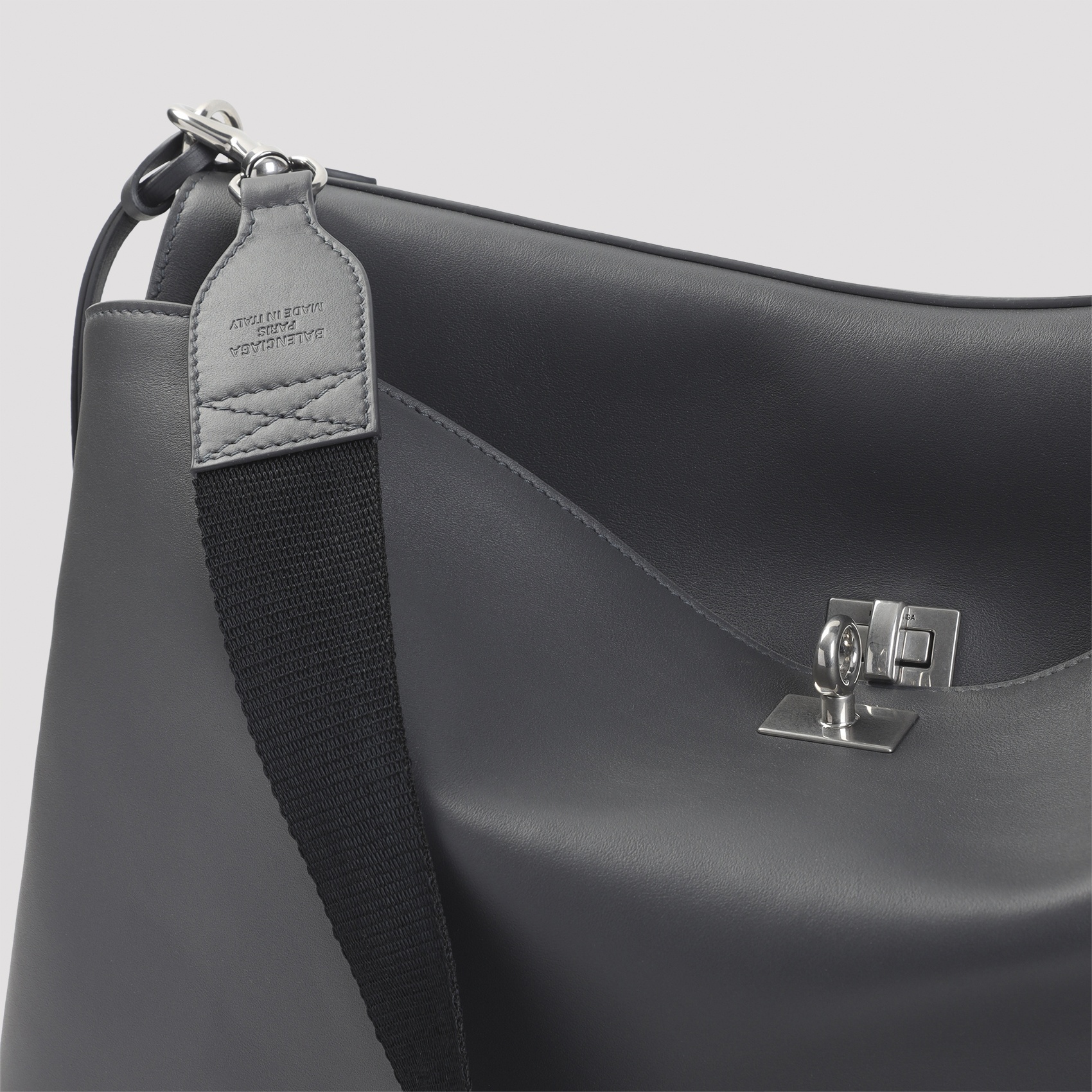 [Balenciaga] Bag FW26 821887.2ABOX