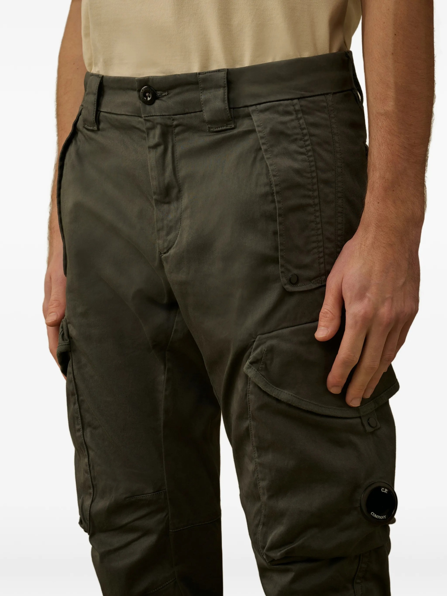 [C.P.COMPANY] Trousers SS26 20CMPA744A005694G