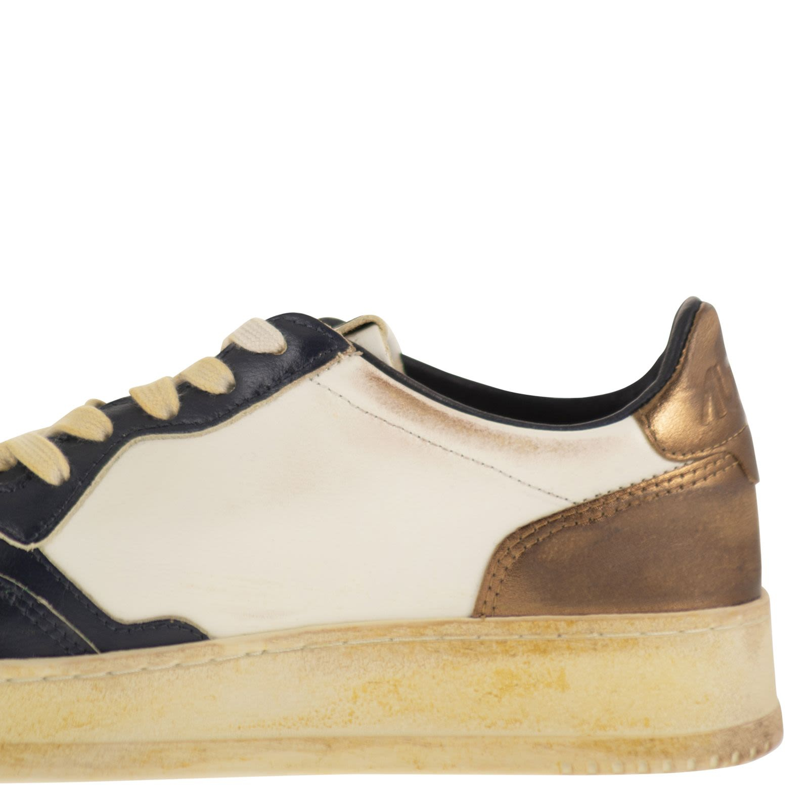 [AUTRY] Sneakers SS26 AVLMSV58