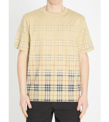 [Burberry] T-shirts Short Sleeve SS26 8119022__B9368