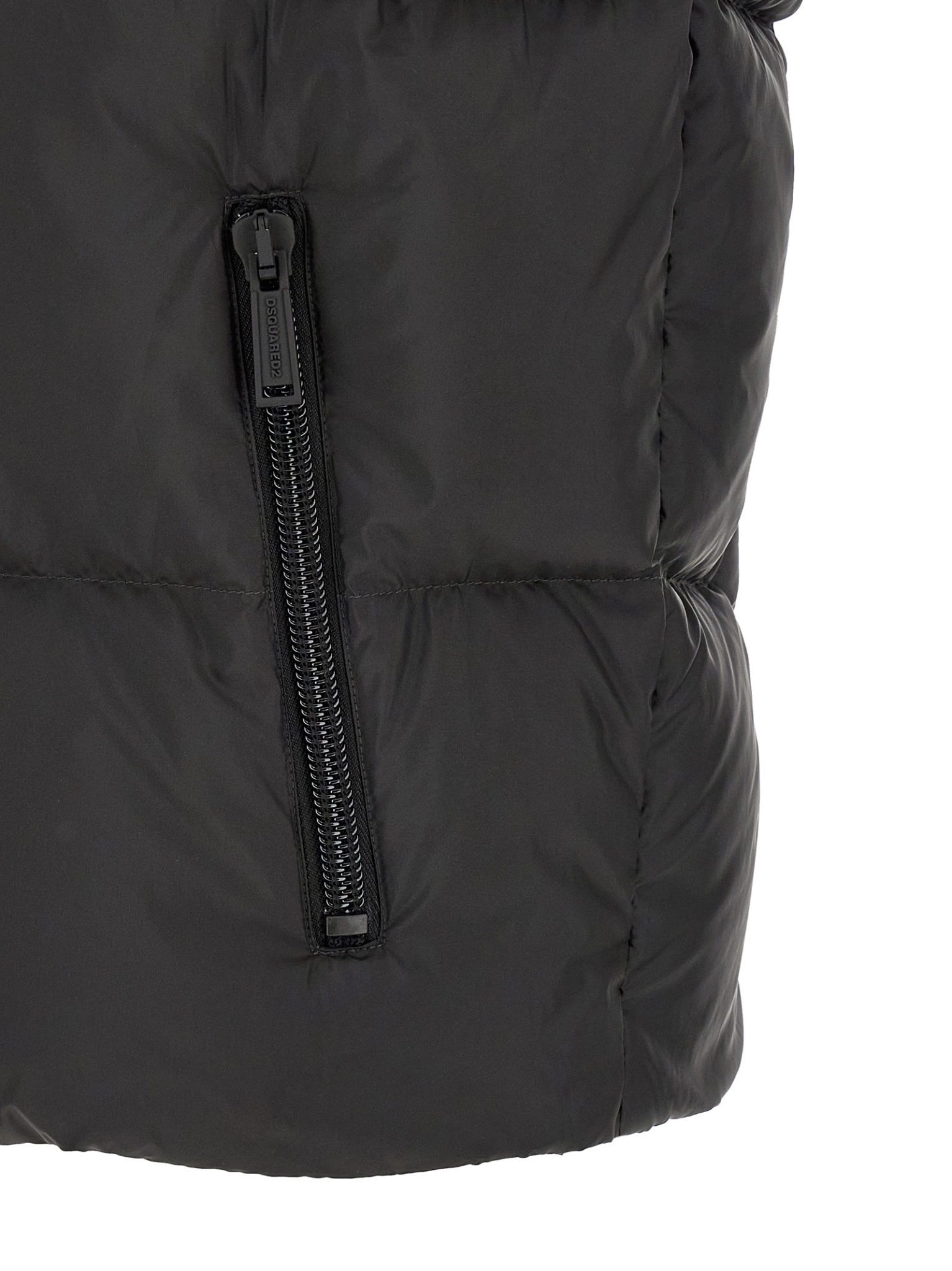[Dsquared2] Vest FW26 S74FB0351S54981900