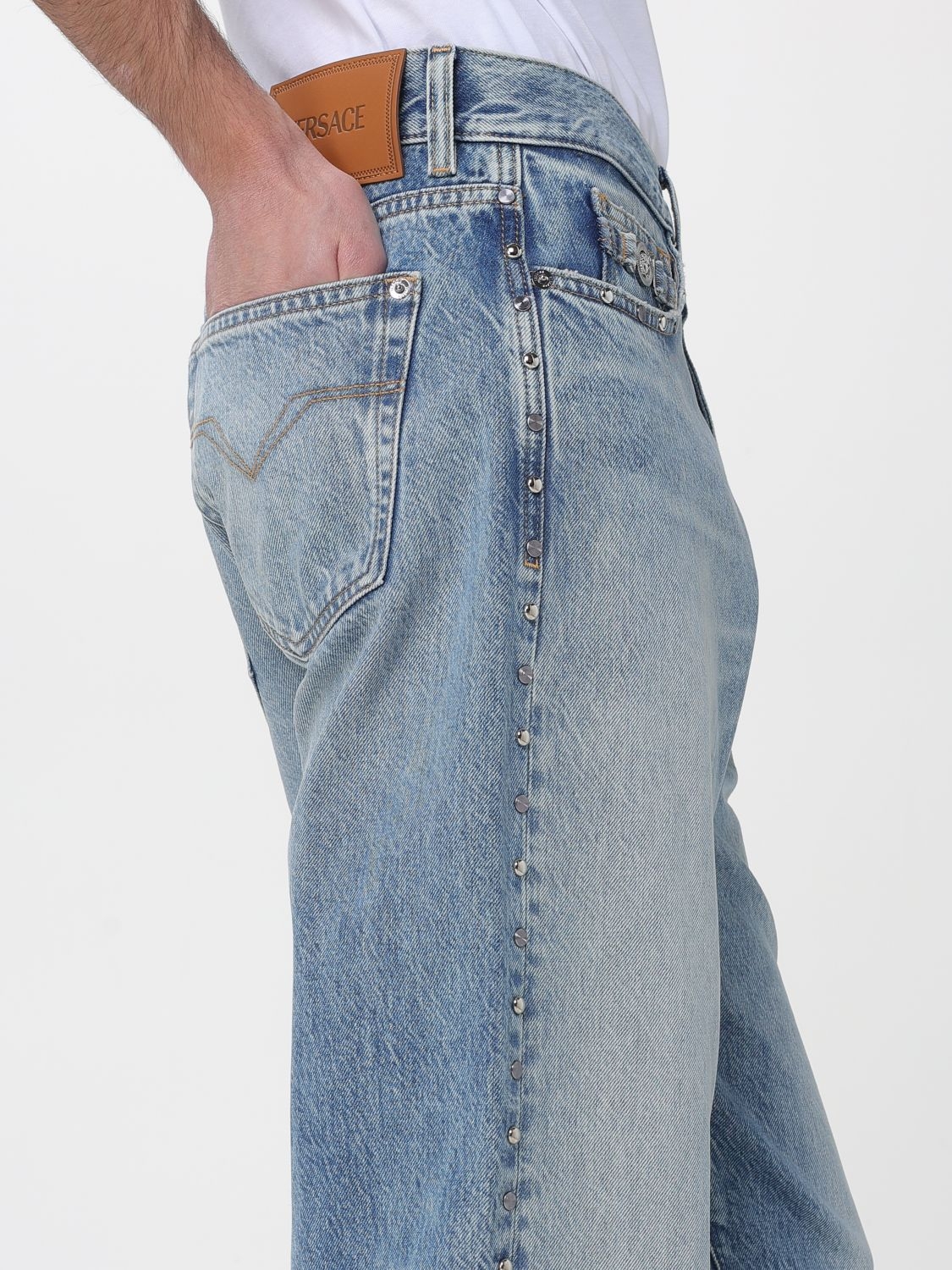 [Versace] Jeans SS26 10222111A16804 1D190