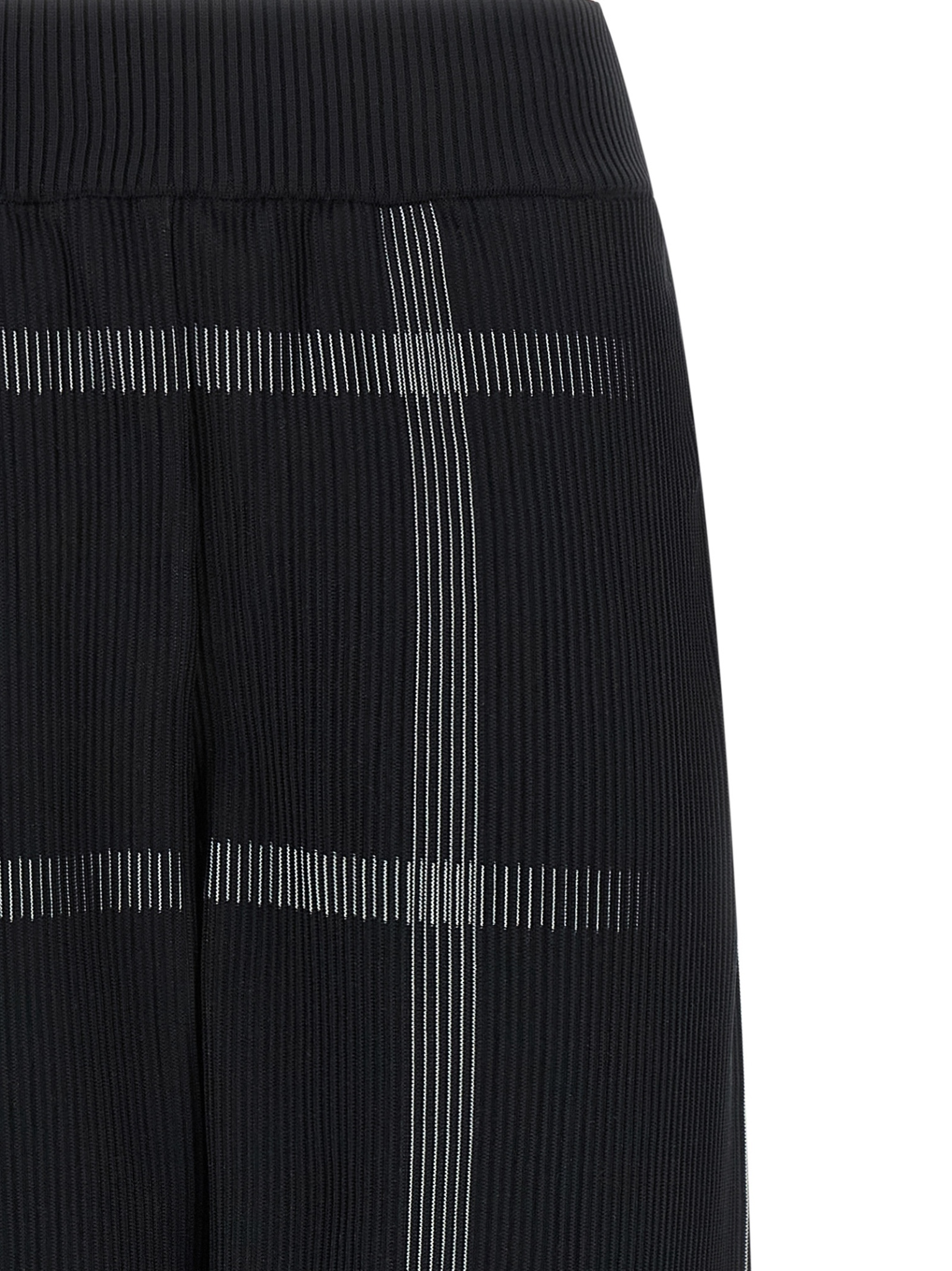 [PLEATS PLEASE ISSEY MIYAKE] Trousers SS26 PP66KF82215