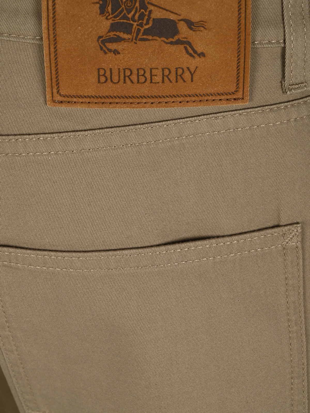 [Burberry] Trousers FW26 8127264C5319