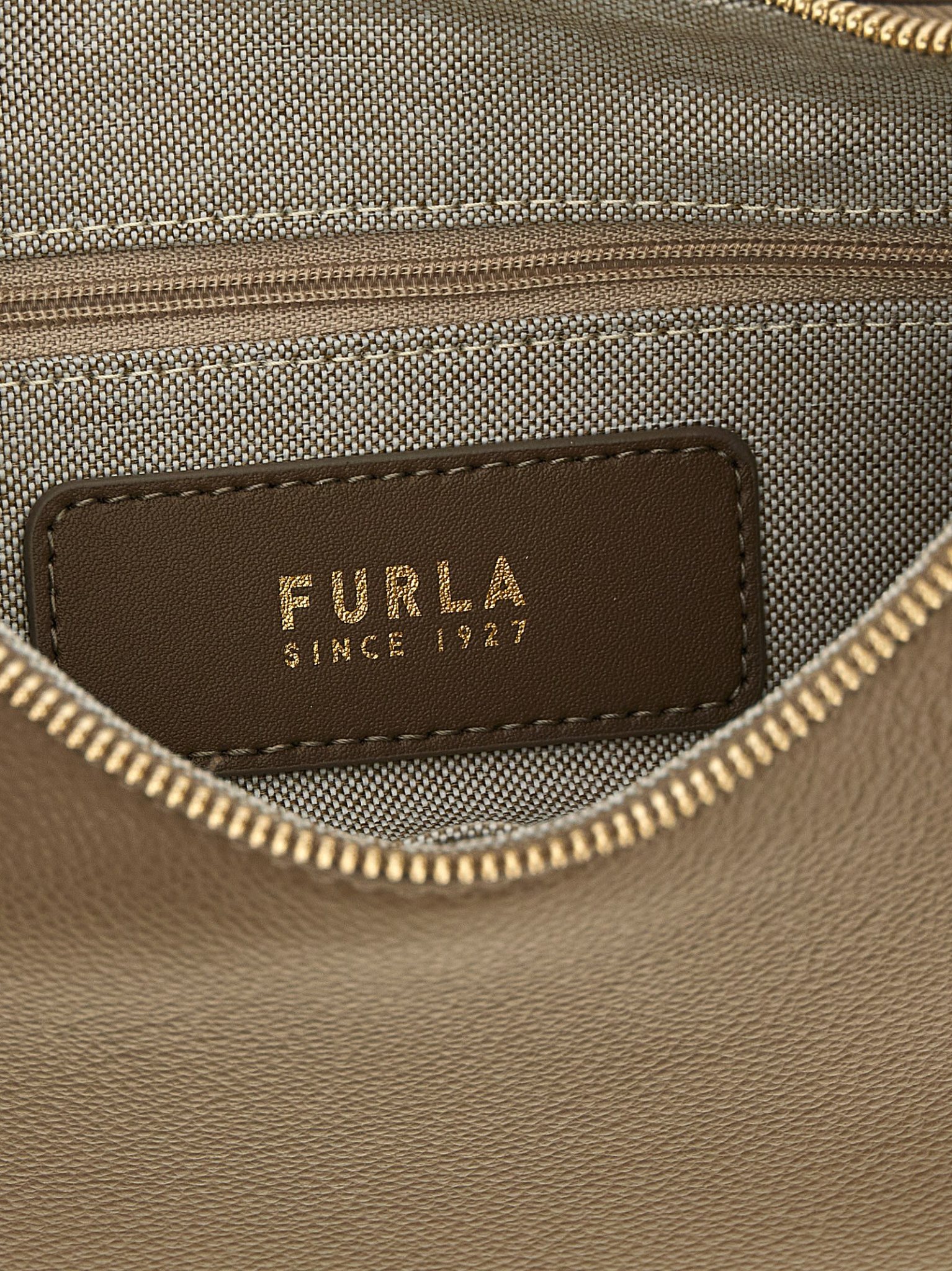 [Furla] Shoulder bag FW26 WB01500BX33534903S