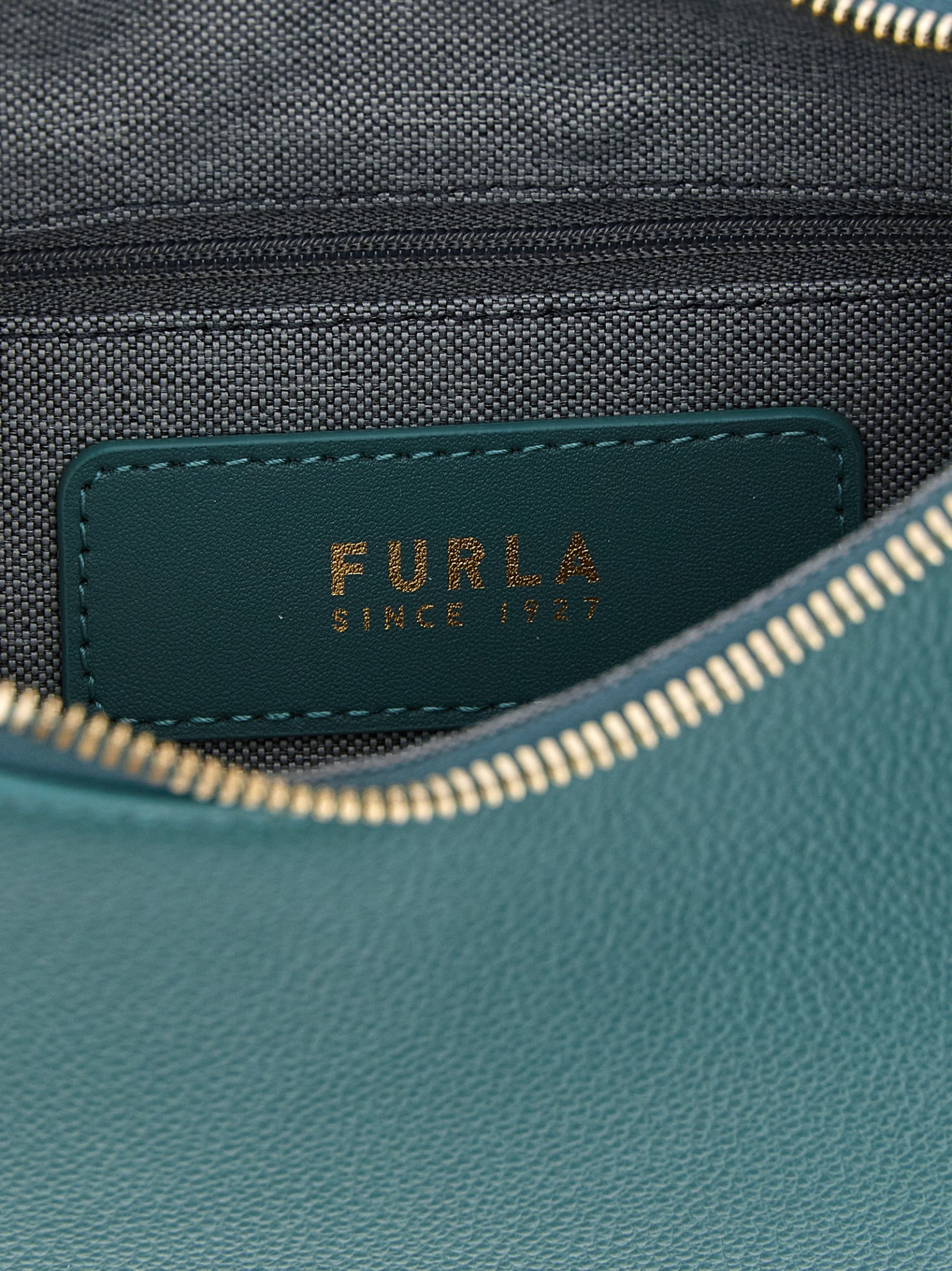 [Furla] Shoulder bag FW26 WB01500BX33534899S