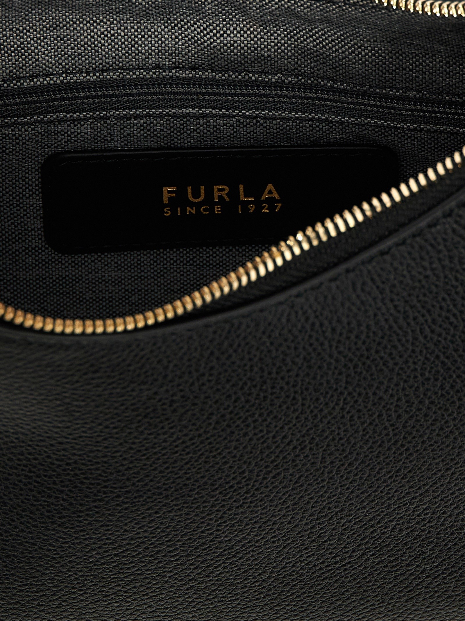 [Furla] Shoulder bag FW26 WB01500BX3353O6000