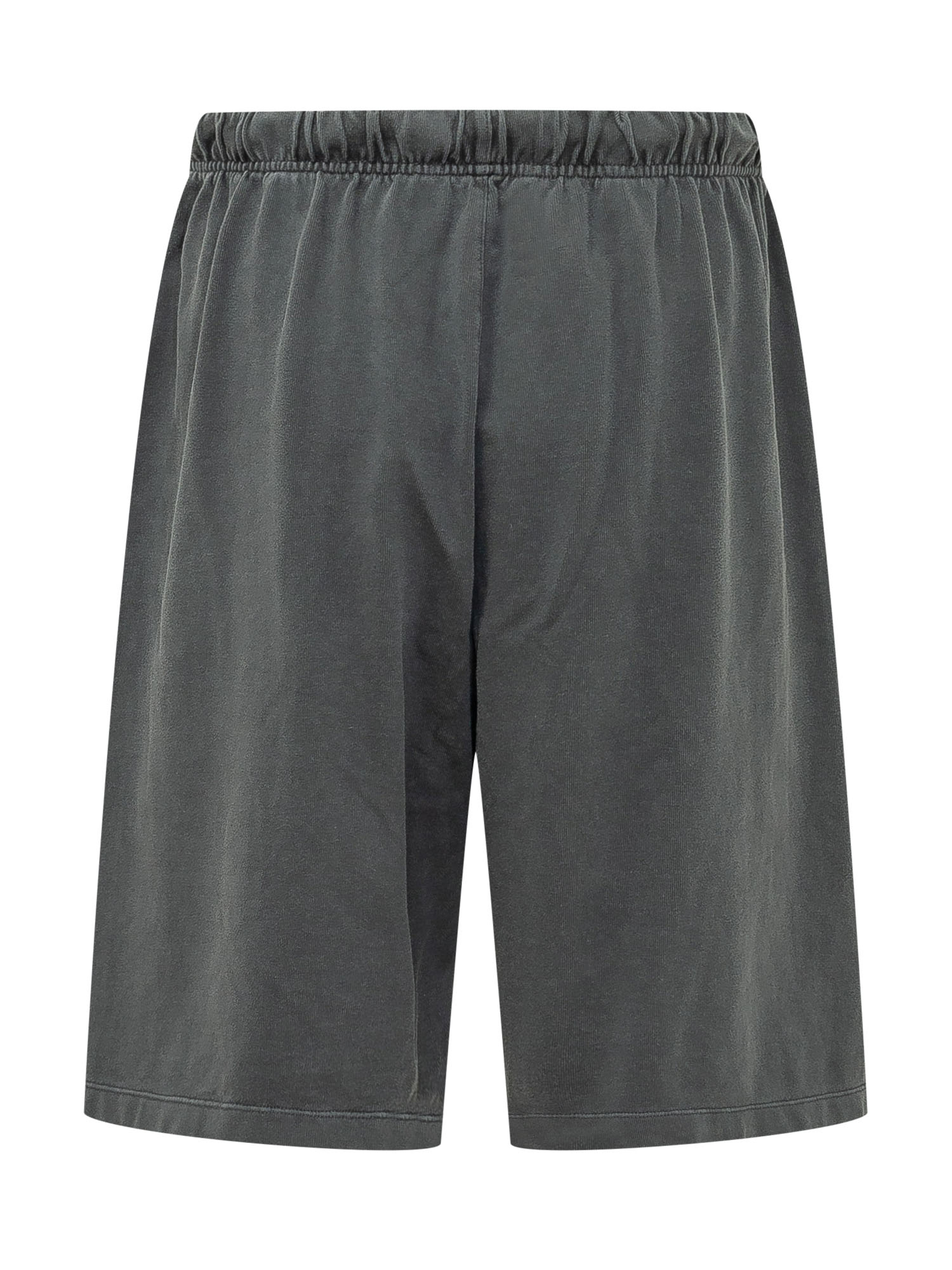 [Fear Of God Essentials] Shorts FW26 RW00277 0146