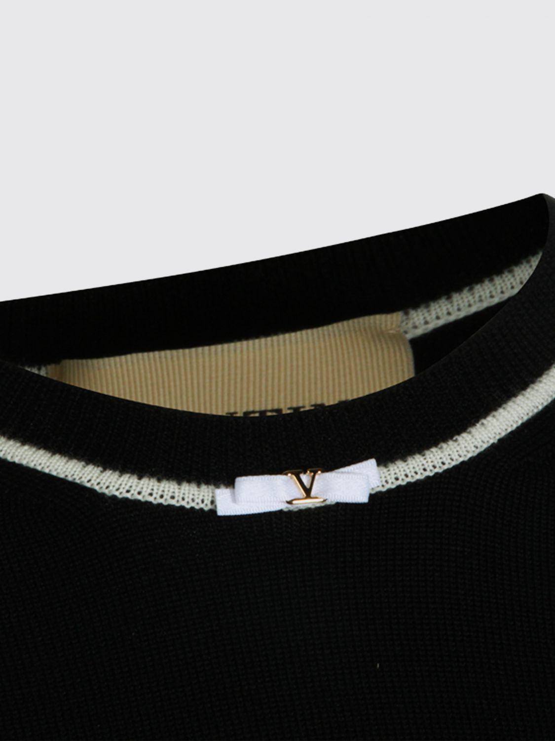 [Valentino Garavani] Knitwear FW26 KC74YAC1 0NA