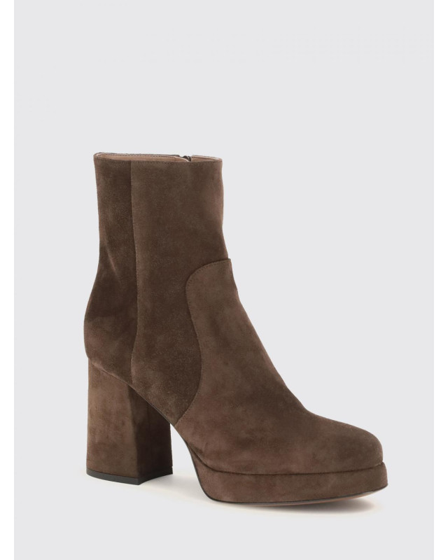 [Valentino Garavani] Boots FW26 S0NF1DHU 0TO