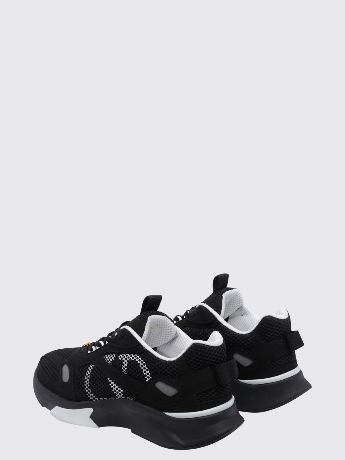 [Valentino Garavani] Sneakers FW26 S0N88QAP 0QS
