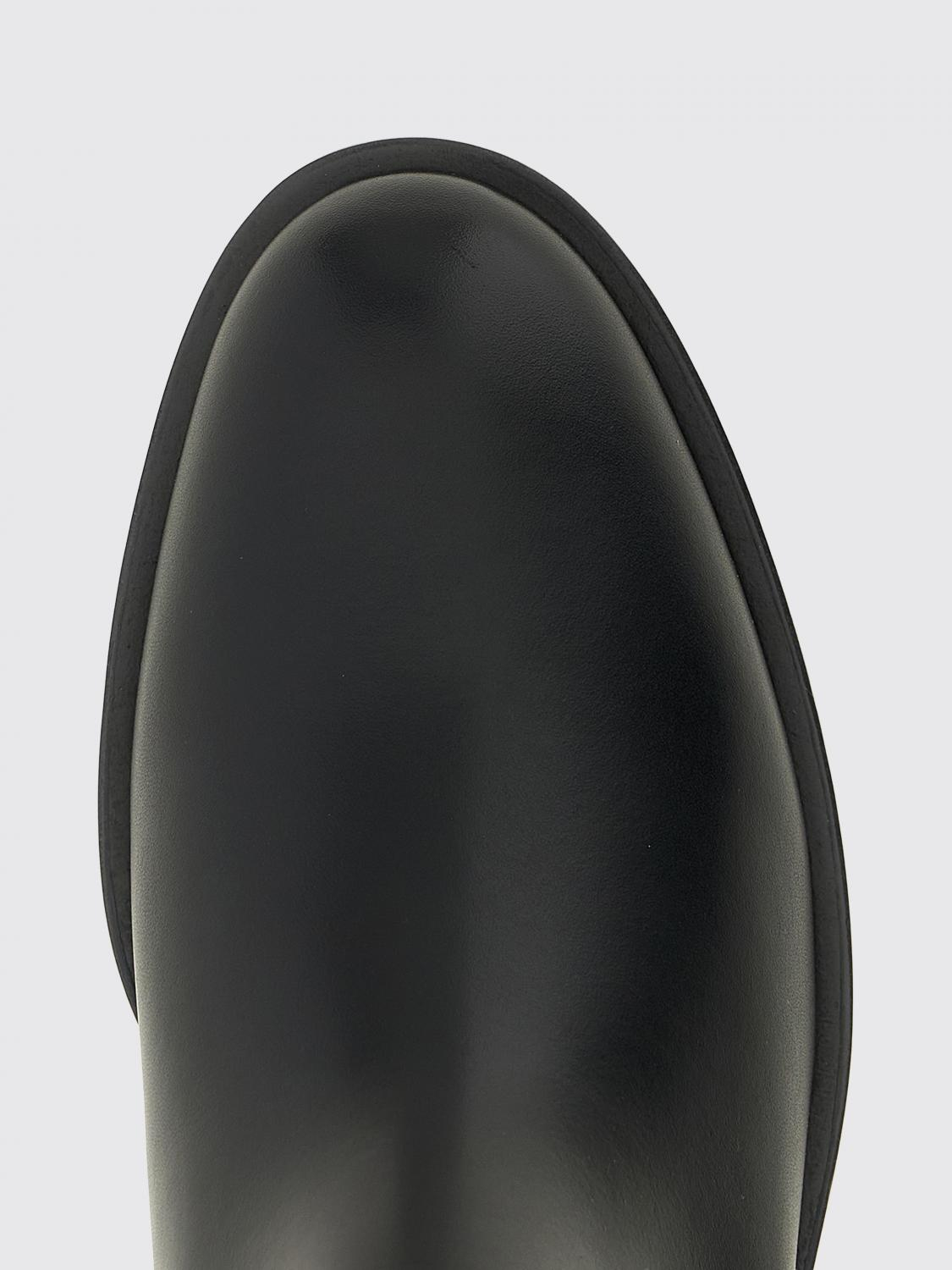 [Valentino Garavani] Boots FW26 S0MT1DSH 0NO