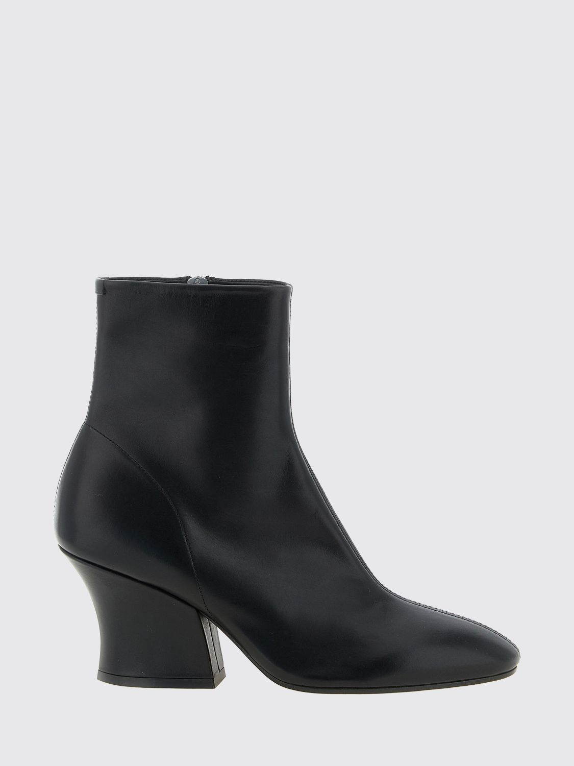 [Jil Sander] Boots FW26 J16WU0073P7689 001