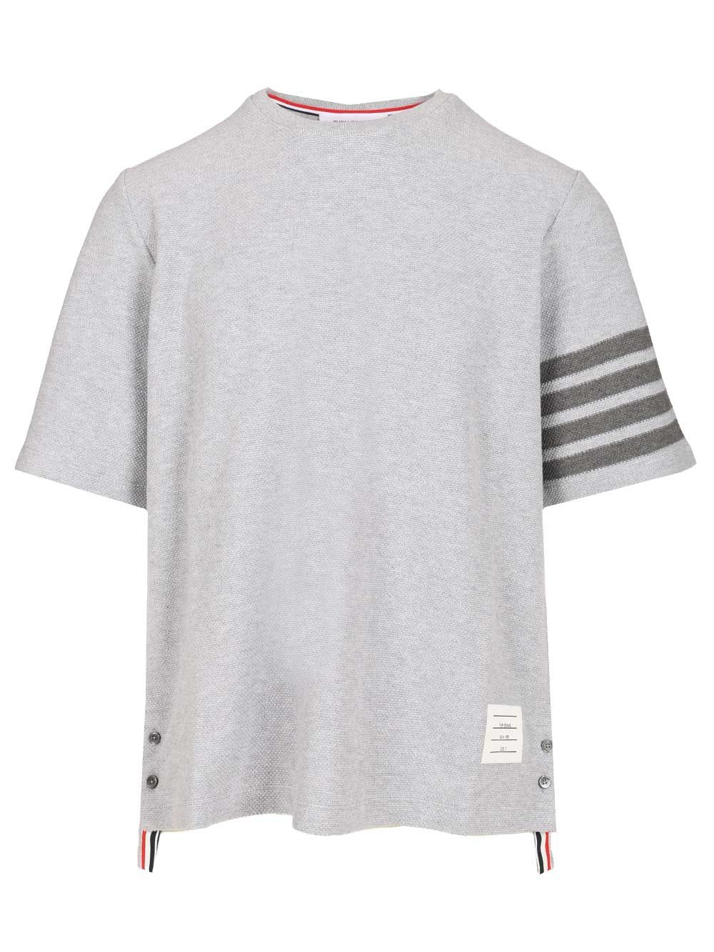 [Thom Browne] T-shirts Short Sleeve SS26 MJS296A-J0248050