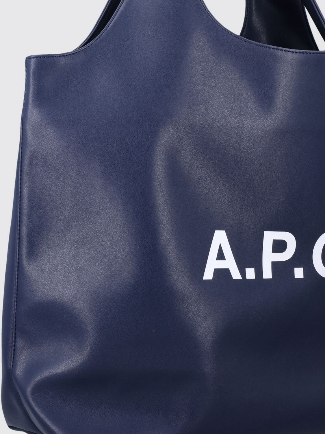 [A.P.C.] Shoulder bag FW26 M61565PUAAT IAK