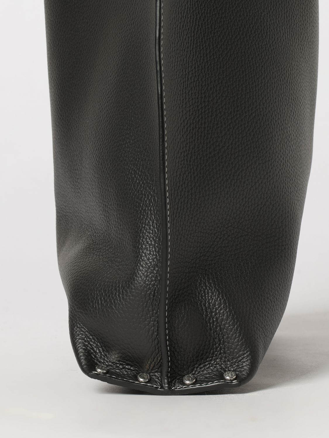 [A.P.C.] Shoulder bag FW26 PXCBCF67043 LZZ